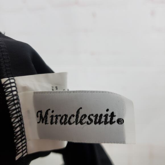 Miraclesuit 2 PC Roswell TANKINI SWIMSUIT Sz 12 Black Tropical Floral Underwire - Picture 12 of 16